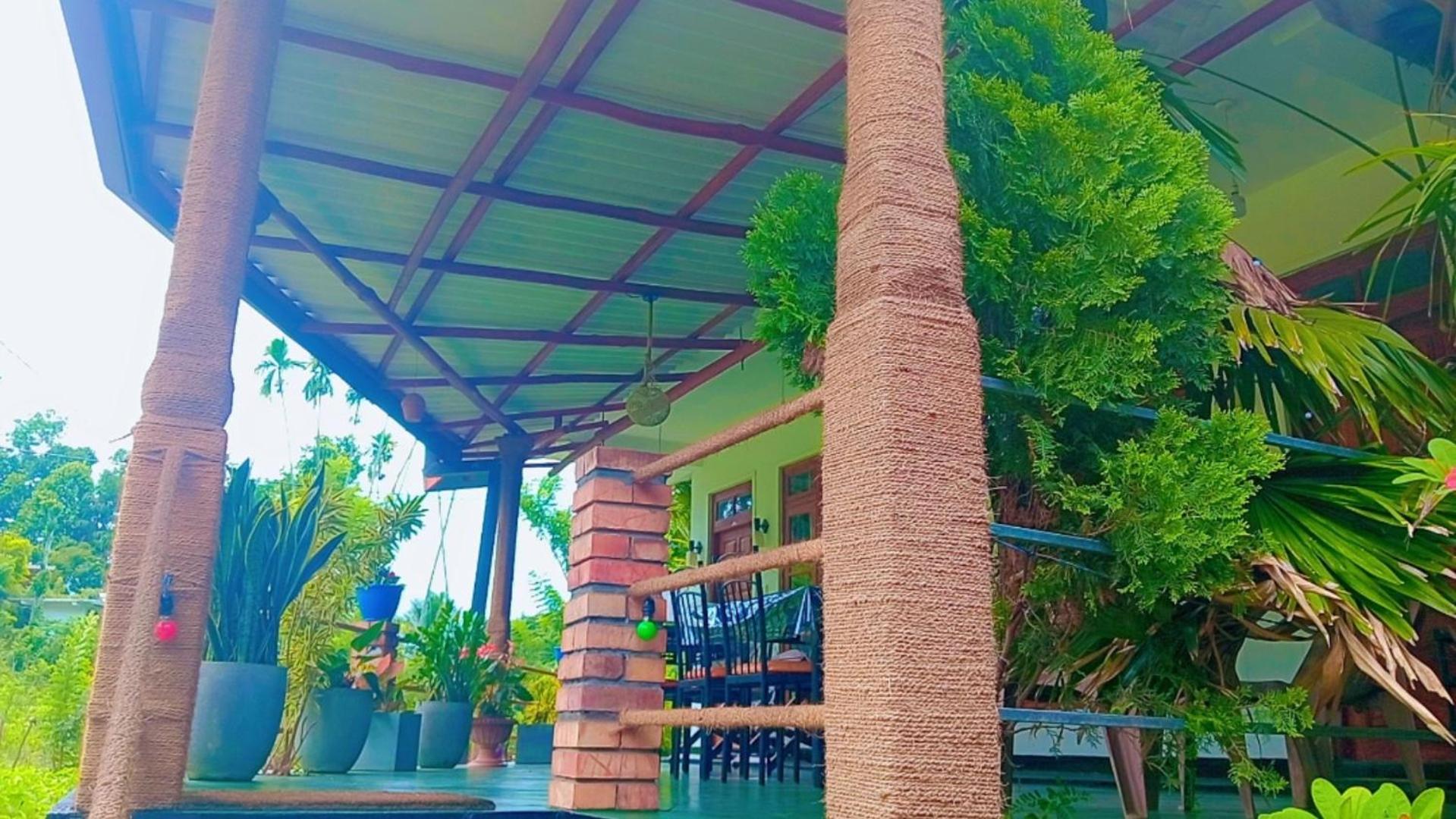 Serenity Homestay Елла Екстер'єр фото