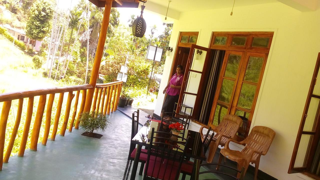 Serenity Homestay Елла Екстер'єр фото