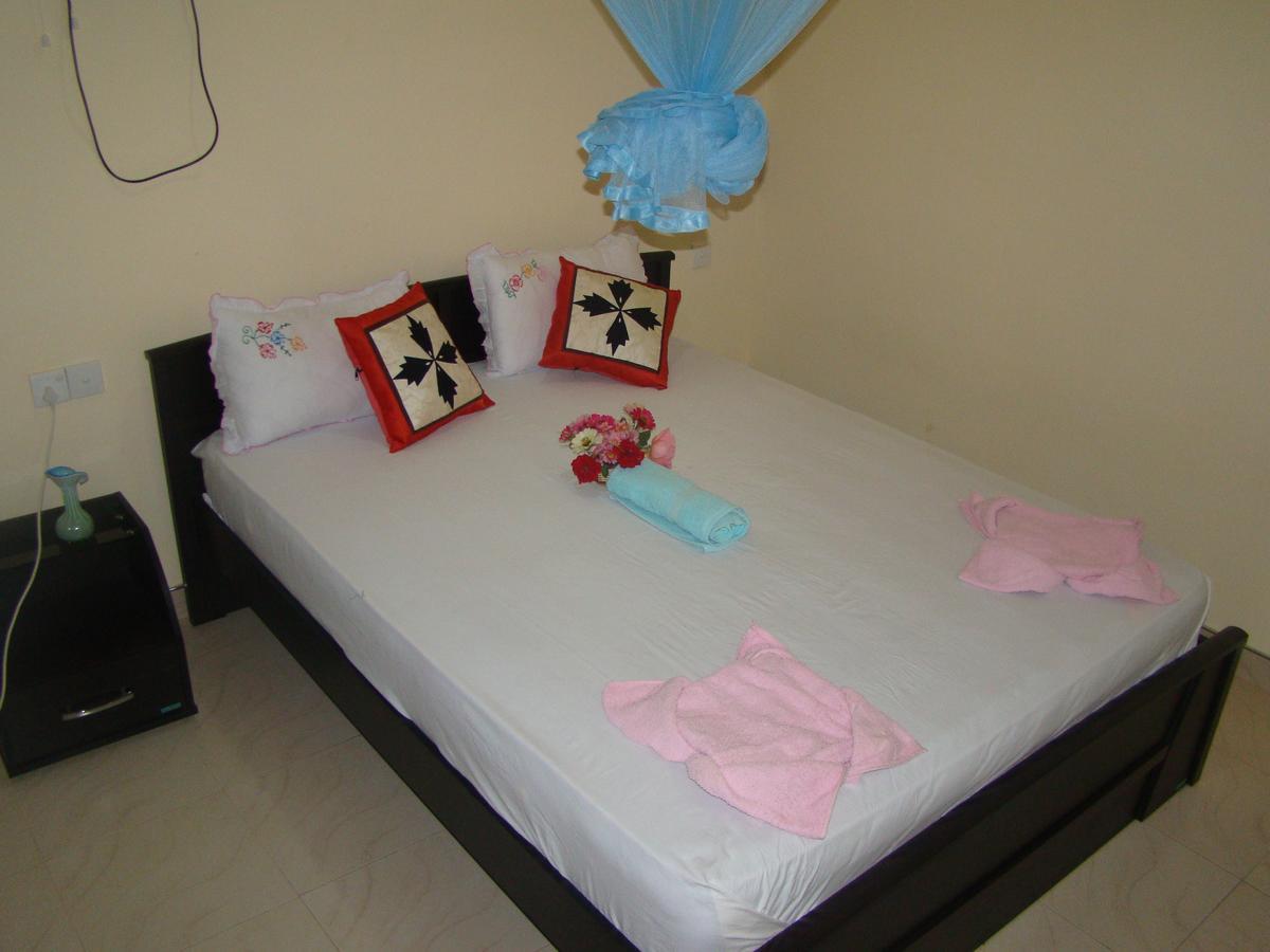 Serenity Homestay Елла Екстер'єр фото